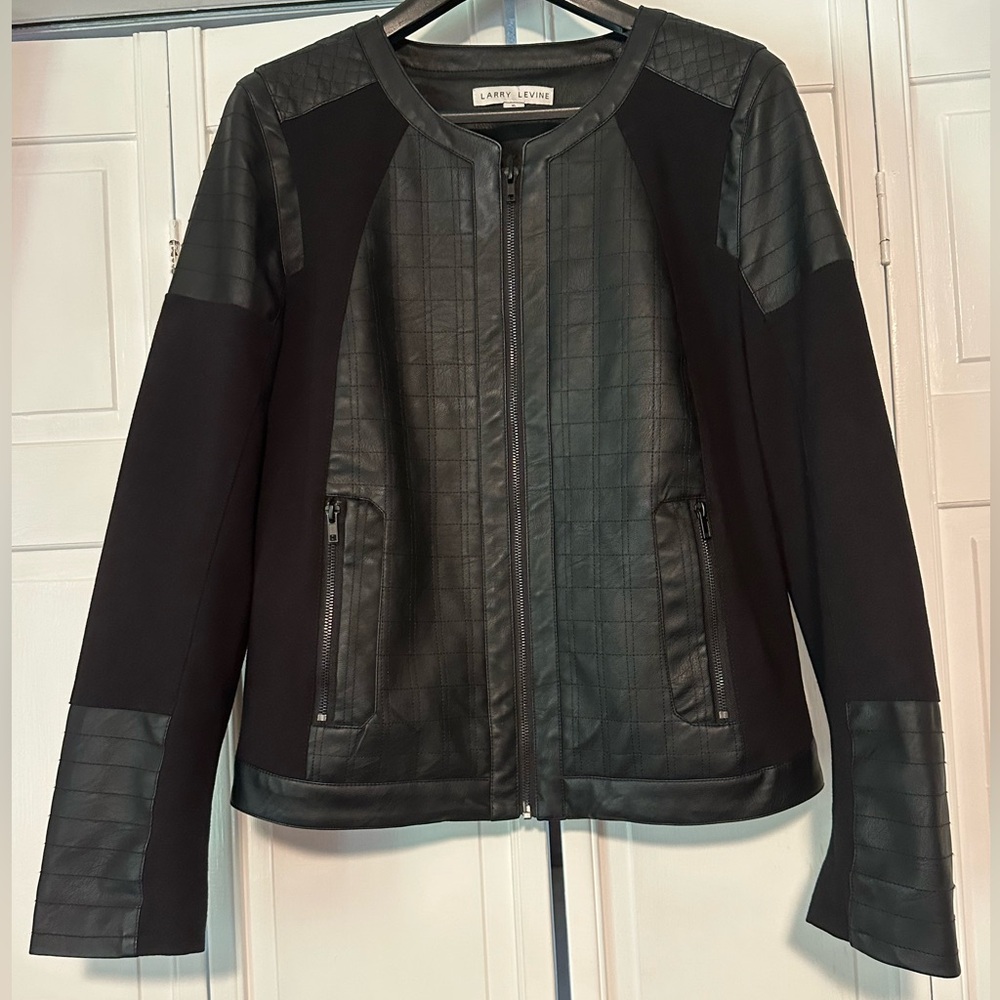 LARRY LEVINE Women's XL Black Jacket Biker Faux Leather Quilted MINT Condition